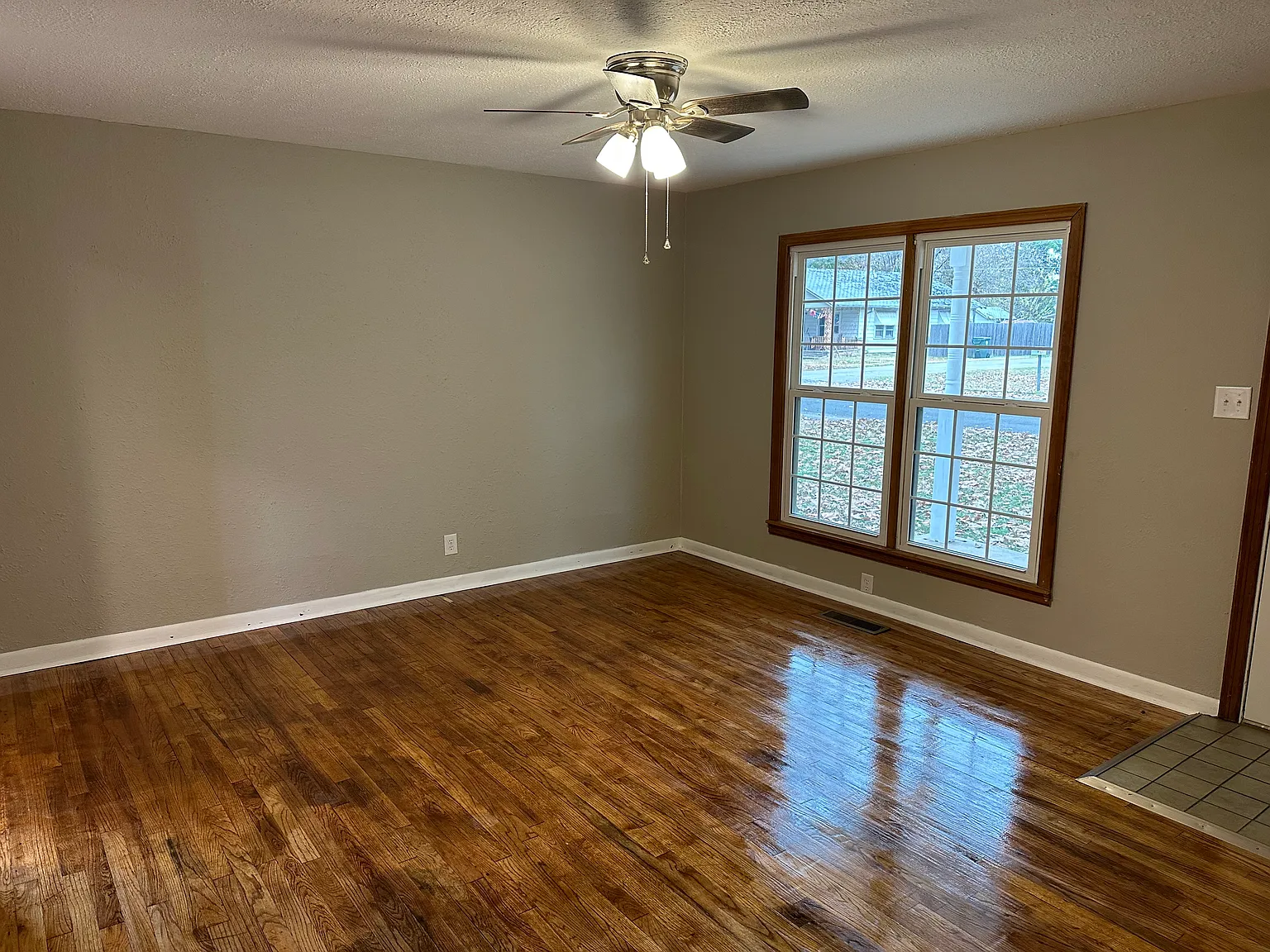 2 bed, 864 sqft, $1,000 — Photo 4