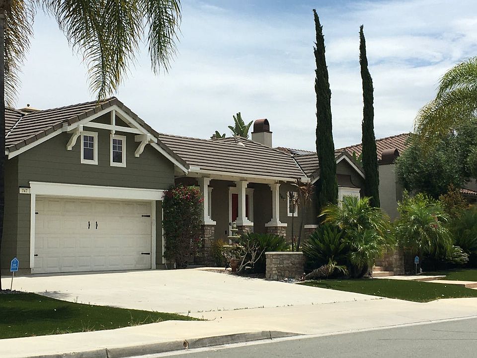 1st image of 747 Agua Vista Dr