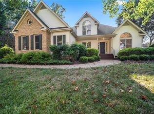 8812 Thornton Heath Dr, Chesterfield, VA 23832