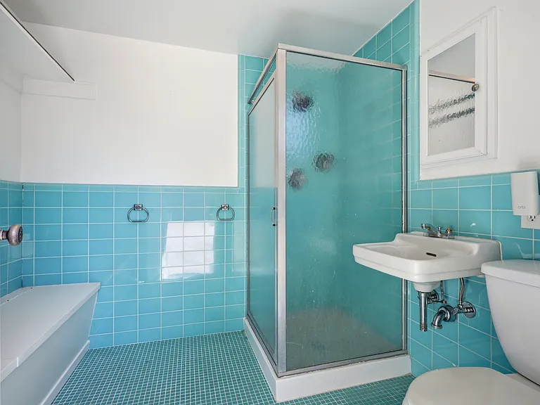 1265 Vancouver Ave — Photo 35