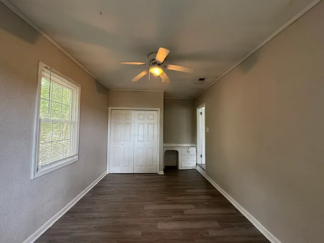 1685 Upper River Rd — Photo 13
