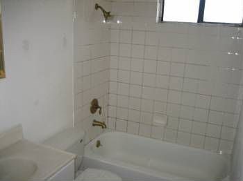 2nd image of 617 Bradford Dr