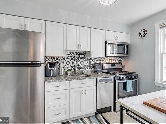 2nd image of 1603 Belle View Blvd APT A2