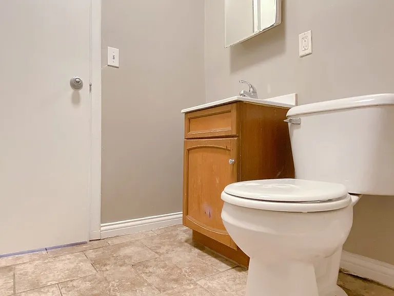 4815 Ames Ave — Photo 7