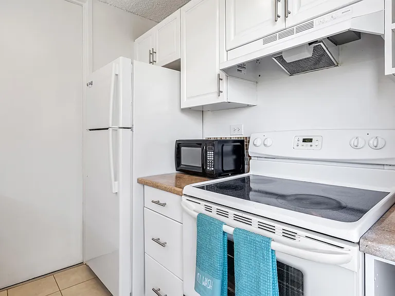 444 Nahua St #1401 — Photo 9