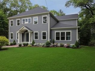 555 Lowell St, Lexington, MA 02420