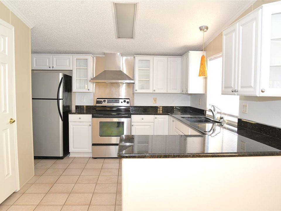 1st image of 2040 Sara Lynn Dr