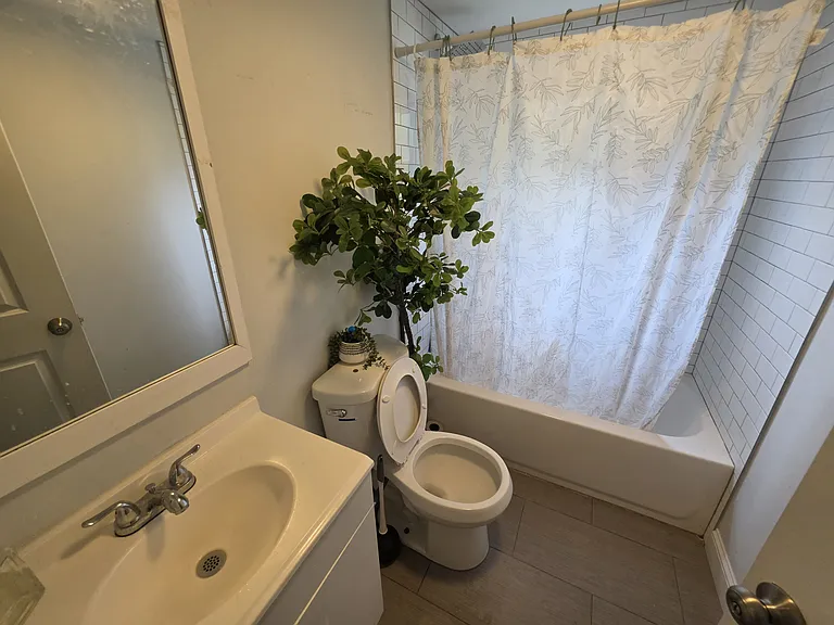 8 Bloomingdale Ct #2 — Photo 18