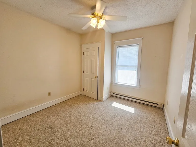 281 E Main St #5 — Photo 5