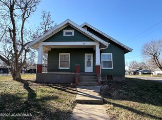 307 W Russell St, California, MO 65018