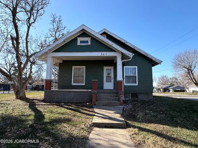 307 W Russell St, California, MO, 65018