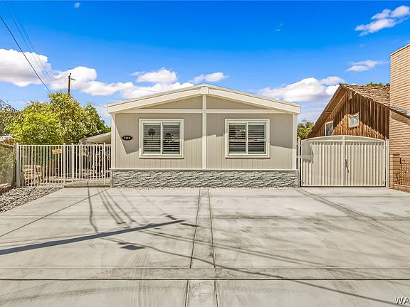 2nd image of 1169 Mohave Drive