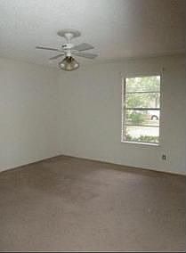 5th image of 1006 Fannin St