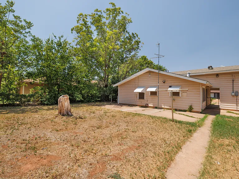 1217 Mimosa Dr — Photo 30