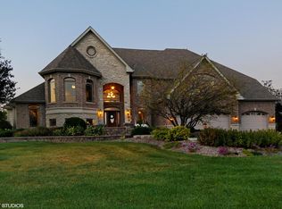 5030 Half Round Rd, Oswego, IL 60543