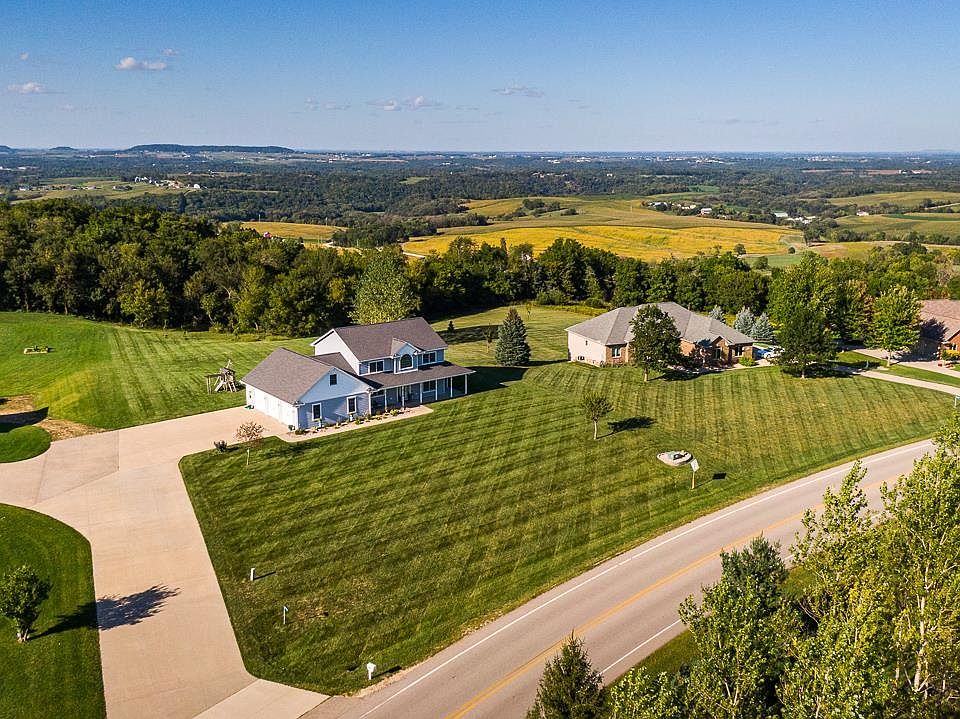 16901 Asbury Rd, Dubuque, IA 52002 Zillow