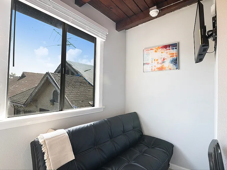 Casas On Cordova Street Apartments — Photo 70