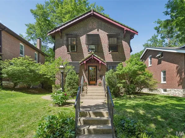 7051 Waterman Ave, Saint Louis, MO 63130