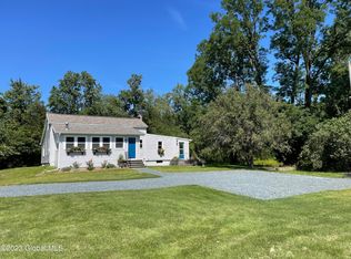 47 McDermott Rd, Mechanicville, NY 12118