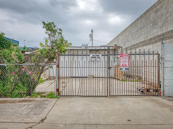 33 W Birch Ave, Fresno, CA 93650