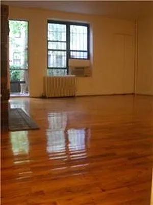 Rented by AJ Clarke | media 28