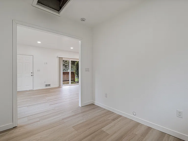 9408 Columbine Cir W — Photo 18