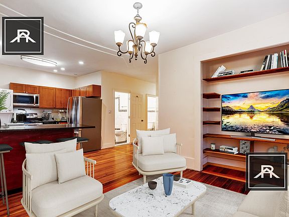 5th image of 128 Day St APT 2