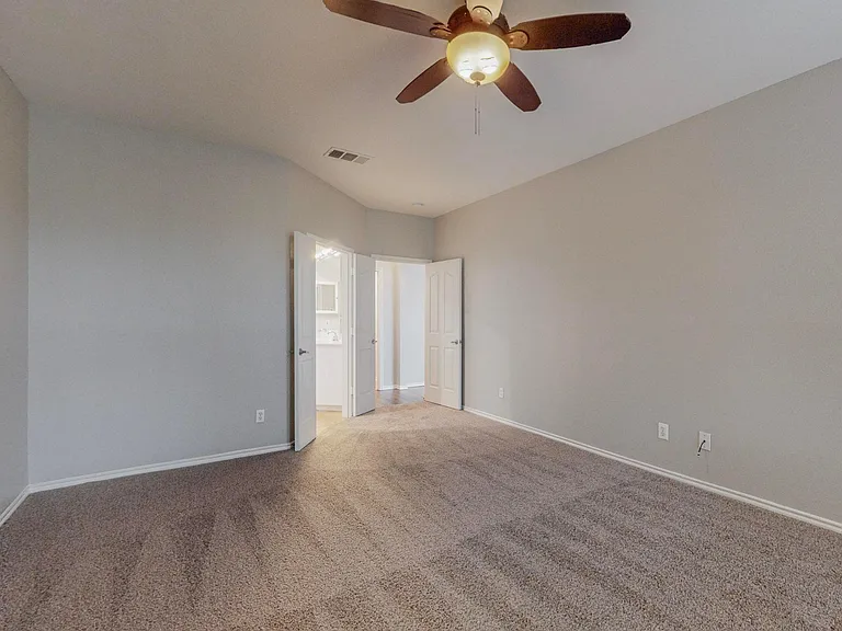 4134 Petersburg Dr — Photo 14