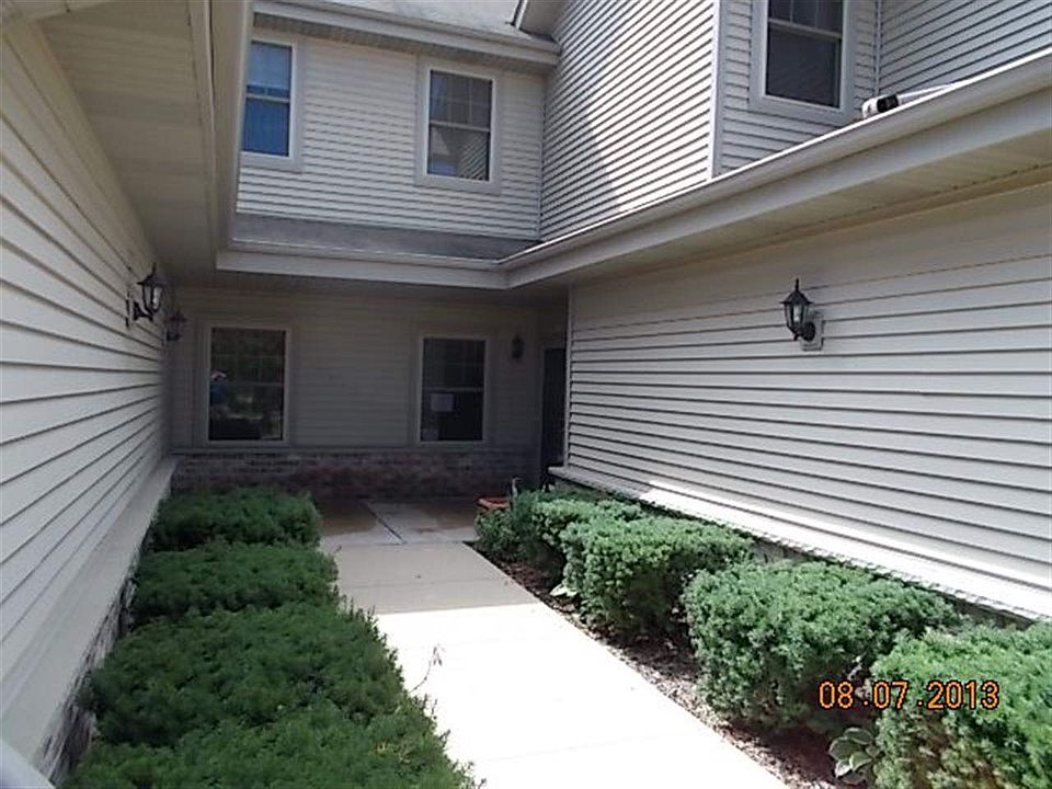 1st image of 1544 Iroquois Ave