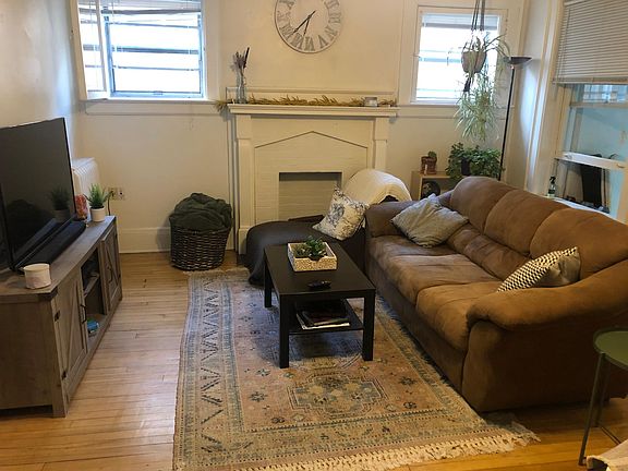 2nd image of 2707 Humboldt Ave S APT 3F
