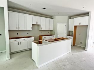 194 Cypress Plantation Rd, Moncks Corner, SC 29461