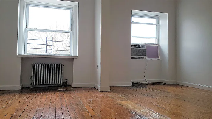 Rented by ZealEstate Group Inc | media 66