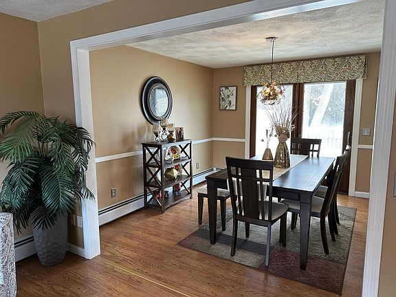 4th image of 1 Heritage Cir
