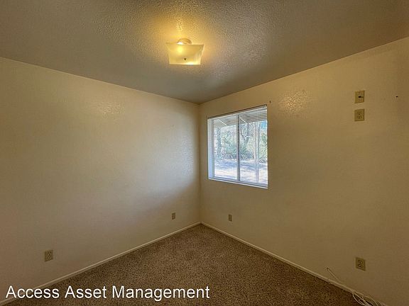 4th image of 43960 White Mountain Rd #1