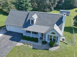 790 Ranch Rd, Vine Grove, KY 40175