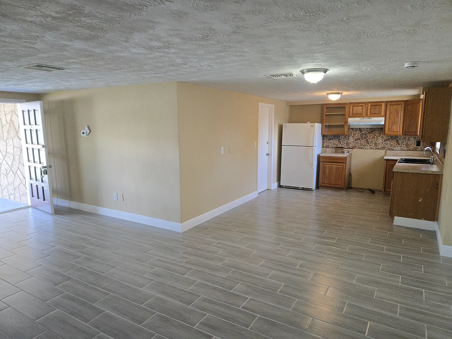 2603 Ohio Place - 1 — Photo 3