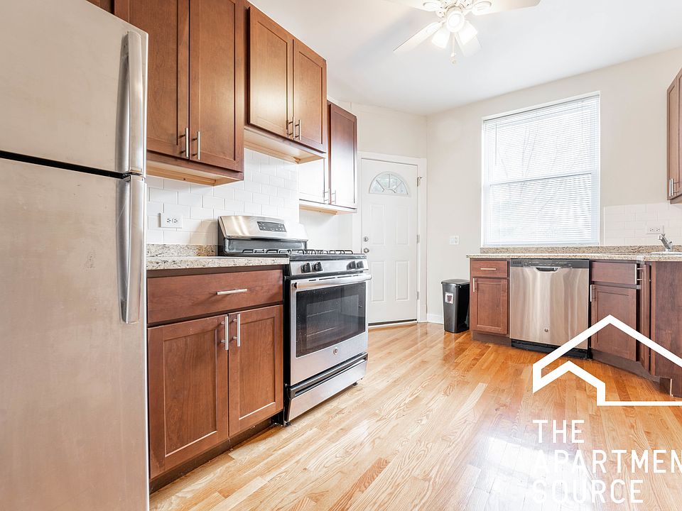 1st image of 1615 W Berteau Ave #2
