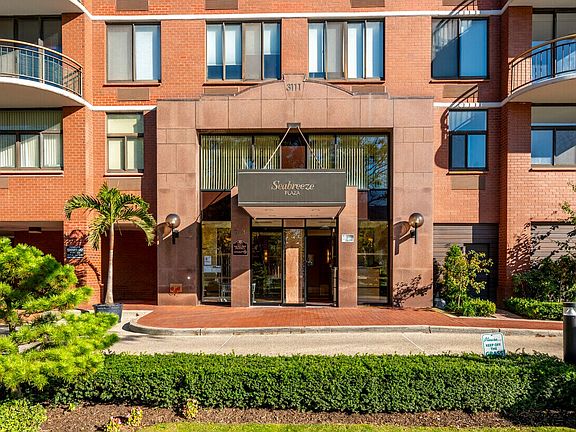3rd image of 3111 Ocean Pkwy APT 10J