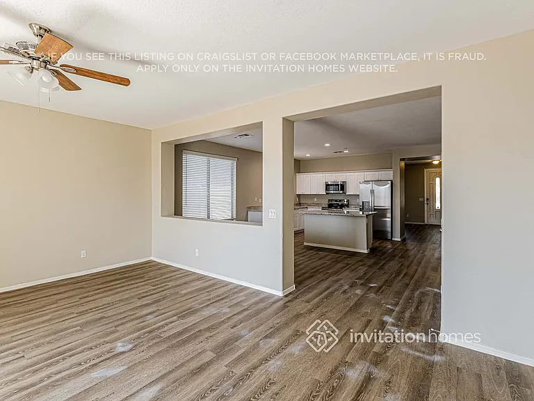 6826 S 30th Ln — Photo 5