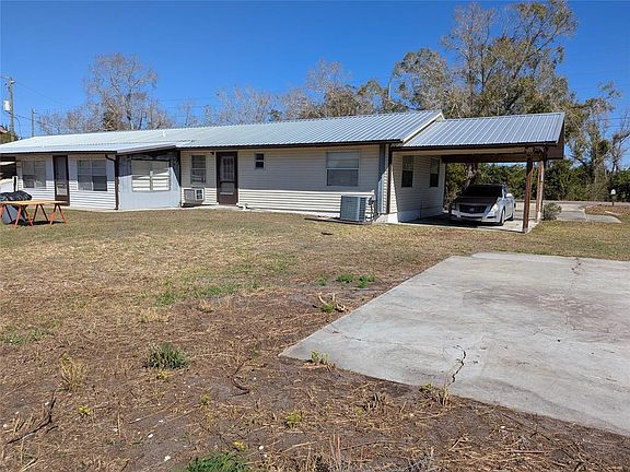 5th image of 2279 SE Carlstrom Field Rd