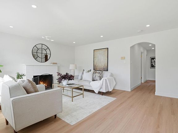 4th image of 3343 Victoria Ave