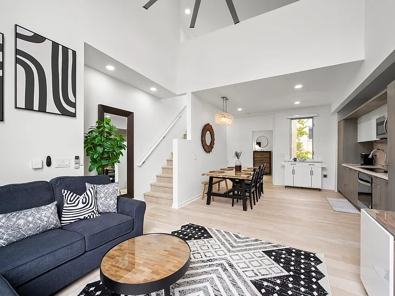 1601 Kettner Blvd #21 — Photo 7