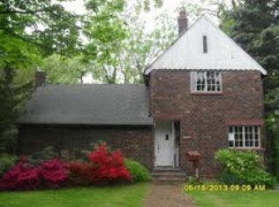 135 Dover Rd, Colonia, NJ 07067