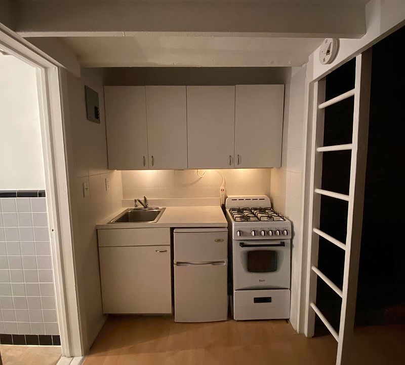 1st image of 144 E 37th St APT 4R