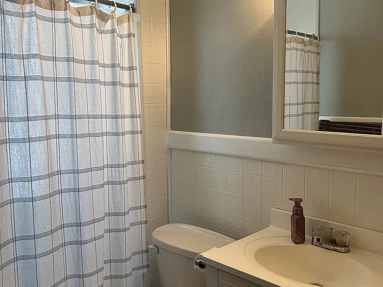 1347 Cranford Ave #UP — Photo 20