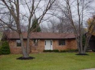 5690 Briarwood Dr, Aurora, IN 47001