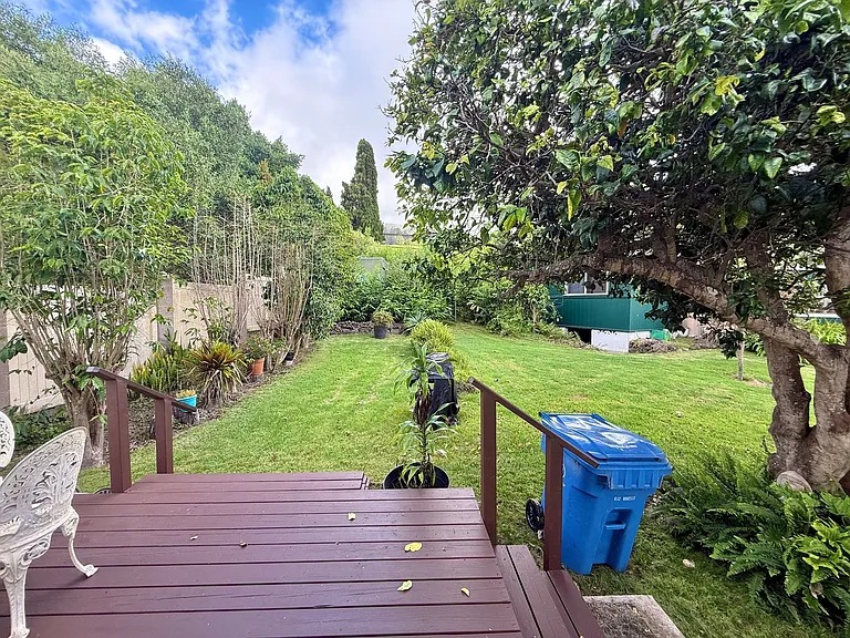 48 Ihe Pl — Photo 20