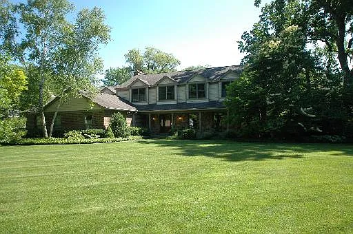875 Mellody Rd photo 1