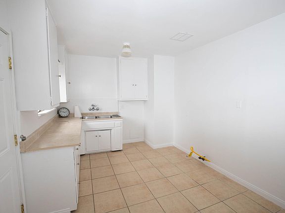 2nd image of 14410 Ibbetson Ave