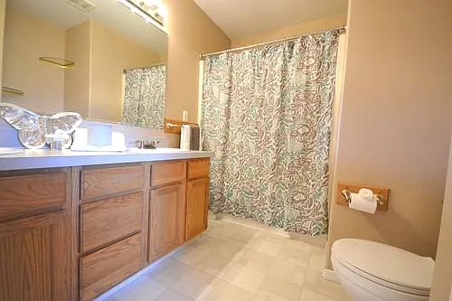 5476 S Veronica Pl — Photo 8